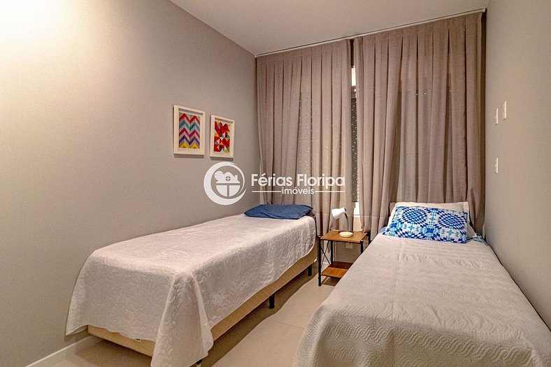 Apartamento 3 dormitórios Condomínio frente mar Novo Campech