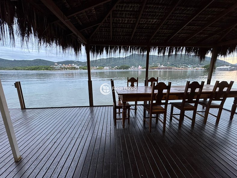 Casa em Frente a Lagoa da Conceição