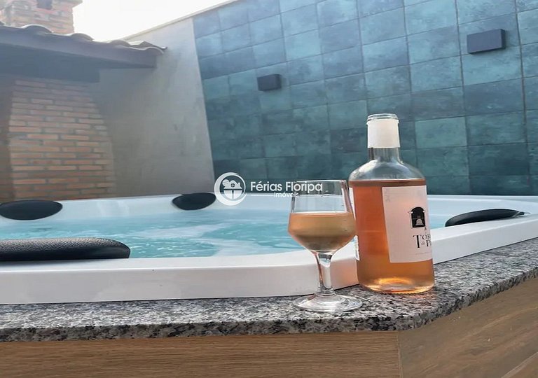 Casa Mar Grosso: Luxo e Conforto a 100m da Praia do Campeche