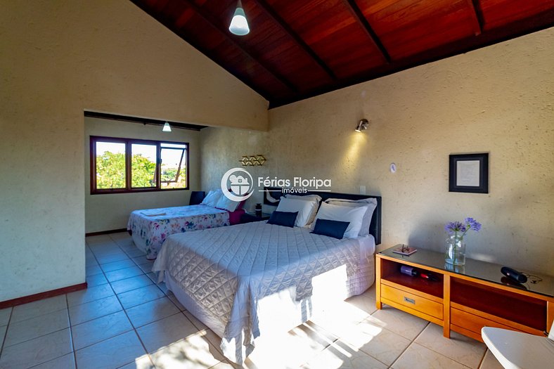 Excelente casa 3 Quartos a 500 metros da Praia