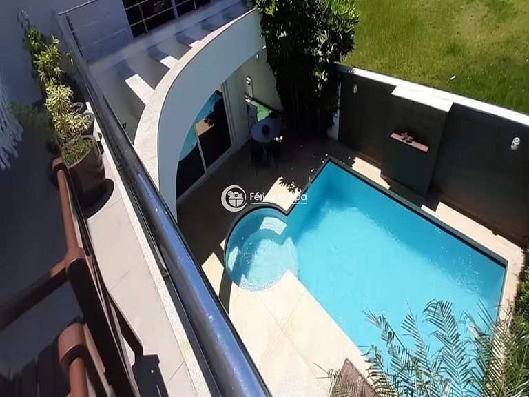 Linda Casa com Piscina no Campeche