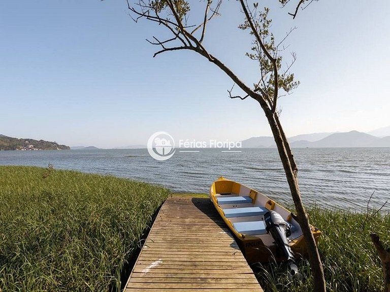 Linda Casa com Quintal e Acesso ao Mar - Ribeirão da Ilha